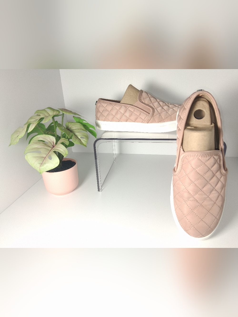 Steve Madden Quilted Slip-On Sneakers - Blush Size 7B - Picture 8 of 12